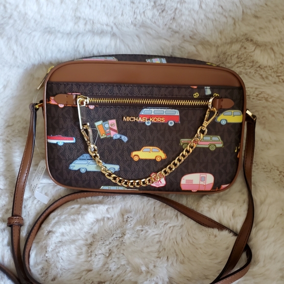 Michael Kors Handbags - Michael Kors Crossbody -Road Trip